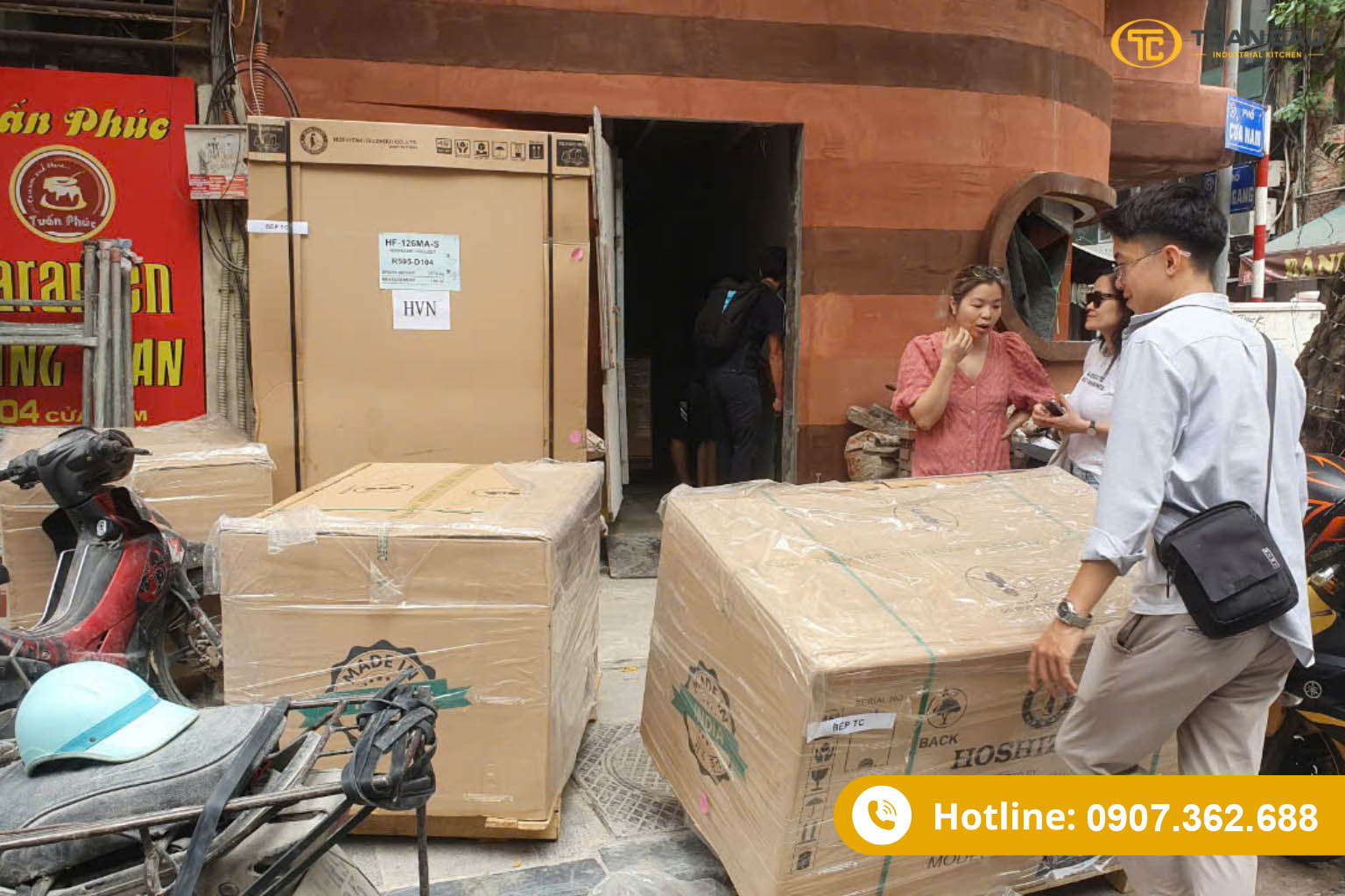 Đội ngũ thi công của Bếp Toàn Cầu được đào tạo chuyên nghiệp