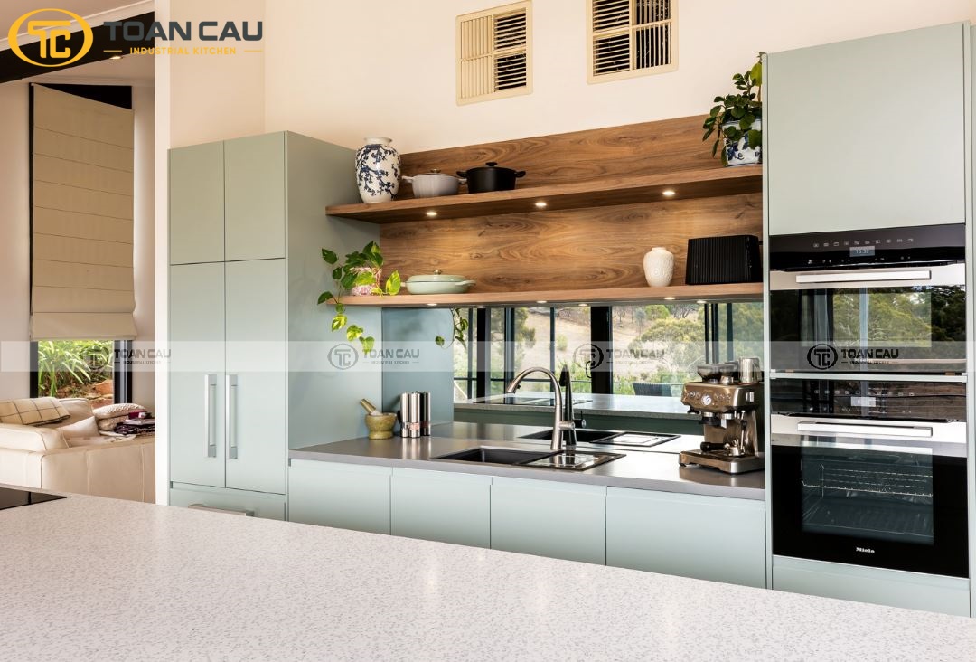 Chất liệu Inox sáng bóng thường được sử dụng trong phong cách hiện đại