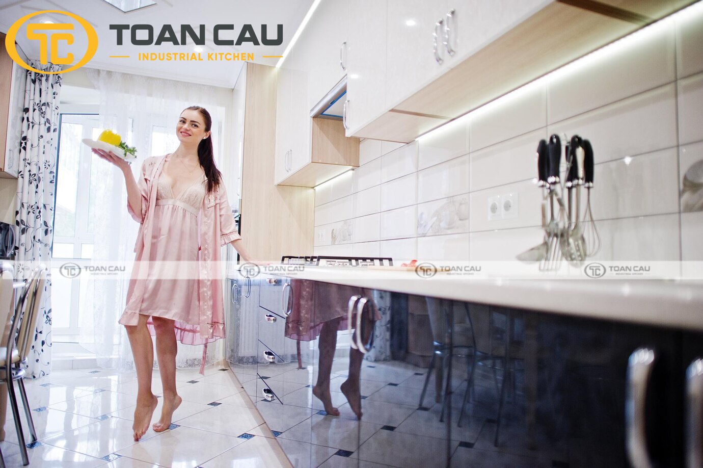 mau nha bep hien dai 23