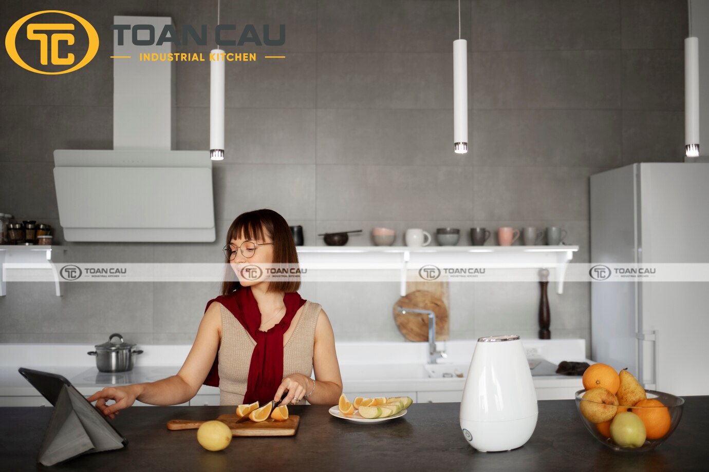 mau nha bep hien dai 24