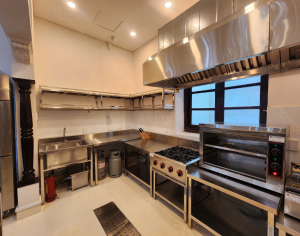 Khu bếp chính của Teazen tea