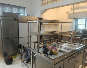 Quá trình thi công lắp đặt thiết bị bếp Teazen Tea House