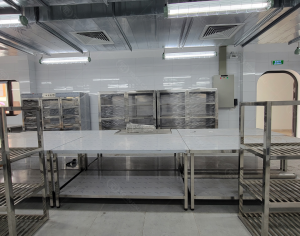 Thiết bị bếp đã được lắp đặt cơ bản