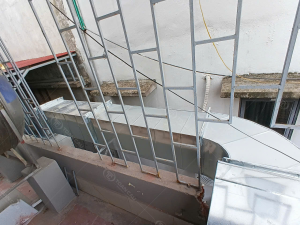 lap dat ong gio hut mui bep nha hang waji