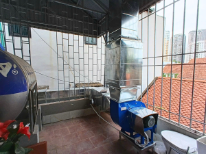 lap dat quat hut mui cua he thong hut mui bep nha hang waji