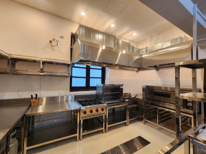 khu bếp công nghiệp thiết kế thi công theo Tiêu Chuẩn Hệ Thống Hút Mùi Bếp Công Nghiệp