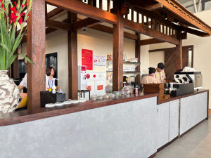 Quầy bar nhà hàng