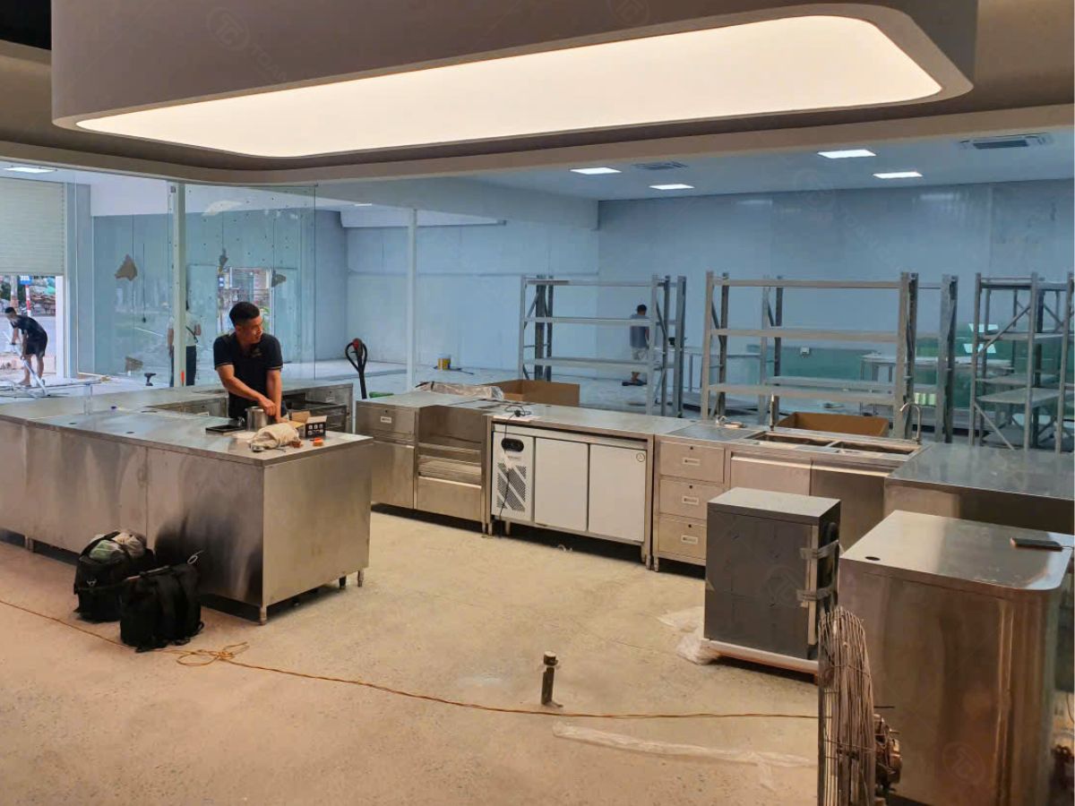 Thi Công Quầy Bar Cho Quán Cafe, Trà Sữa & Nhà Hàng Trọn Gói 5 Thi công lắp đặt thiết bị trọn gói cho dự án