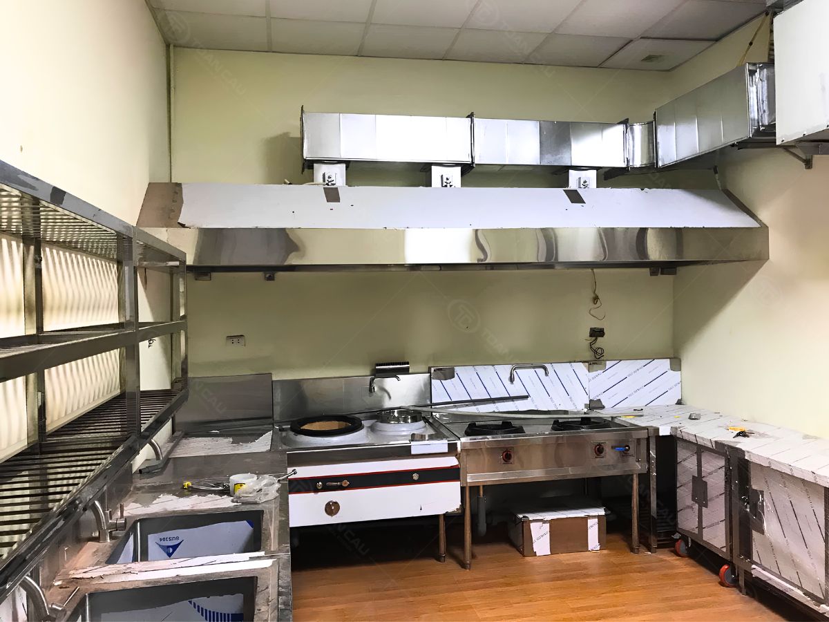 Thiết kế bếp công nghiệp Đồng Nai – Hiệu quả tiết kiệm lâu dài 6 Giải pháp thiết kế bếp công nghiệp đồng nai tối ưu chi phí vận hành